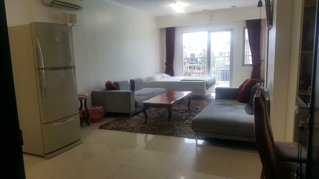Sudirman Thamrin 87M Pool View Apartment Jakarta Exterior photo